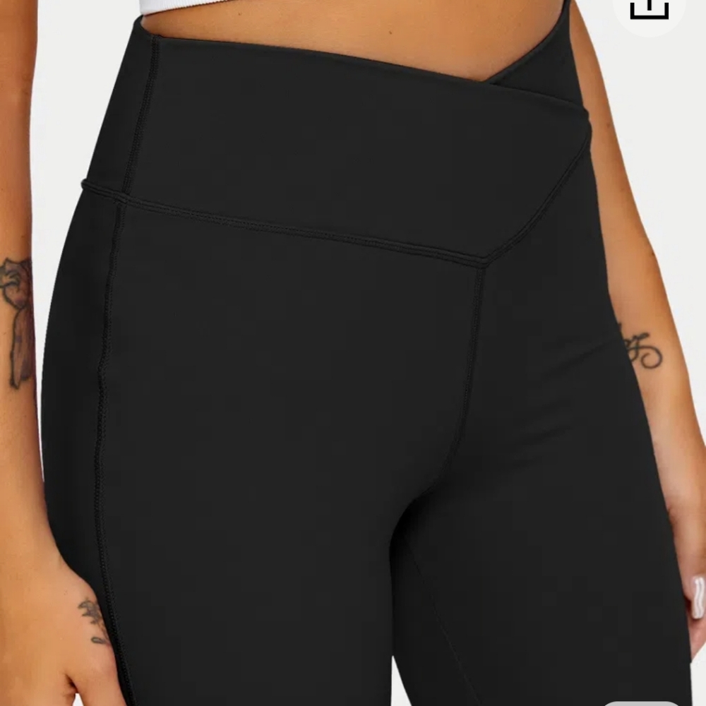 NWT halara crossover flare leggings